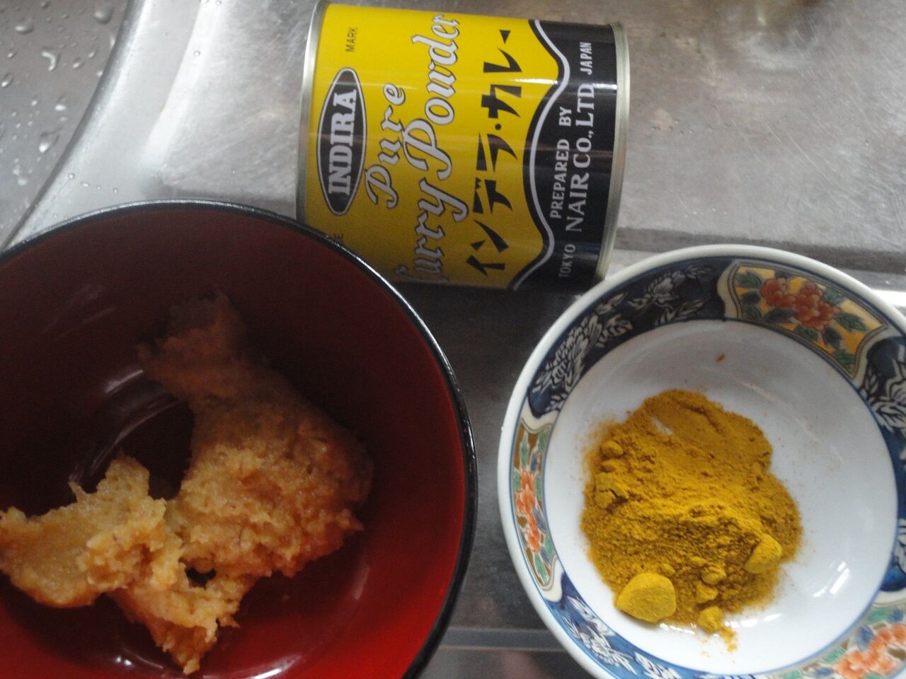 インデラカレー粉じゃが芋味噌汁 うまいが味噌の味がしない 味噌汁としては失格 マサ料理 耽溺 マサ青木の美食とクルマ インデラカレー粉じゃが芋味噌汁 うまいが味噌の味がしない 味噌汁としては失格 マサ料理 耽溺 マサ青木の美食とクルマ