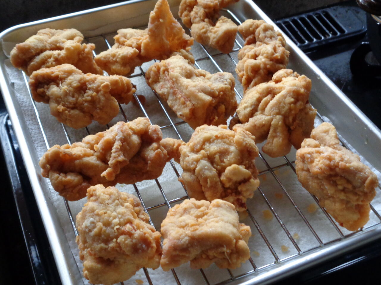 ｗ衣 片栗粉 小麦粉 鶏もも唐揚げガーリックパウダー味 上品でつまらない味 マサ料理 耽溺 マサ青木の美食とクルマ