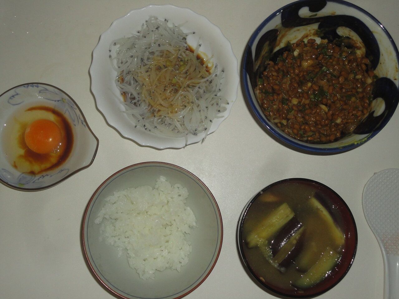 生白魚丼 うまくない 味がしない なんじゃこりゃ マサ料理 耽溺 マサ青木の美食とクルマ