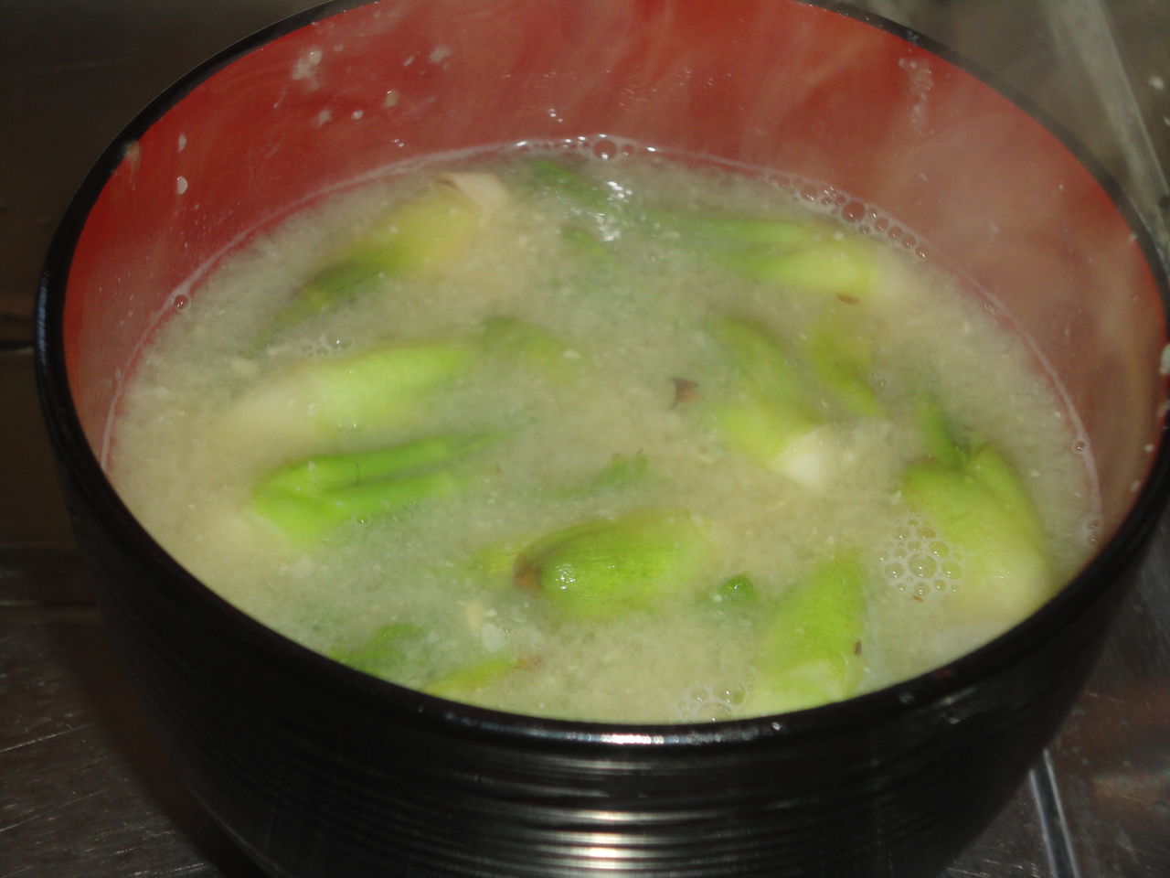 タラの芽味噌汁 とっても美味しい春の味噌汁 マサ料理 耽溺 マサ青木の美食とクルマ