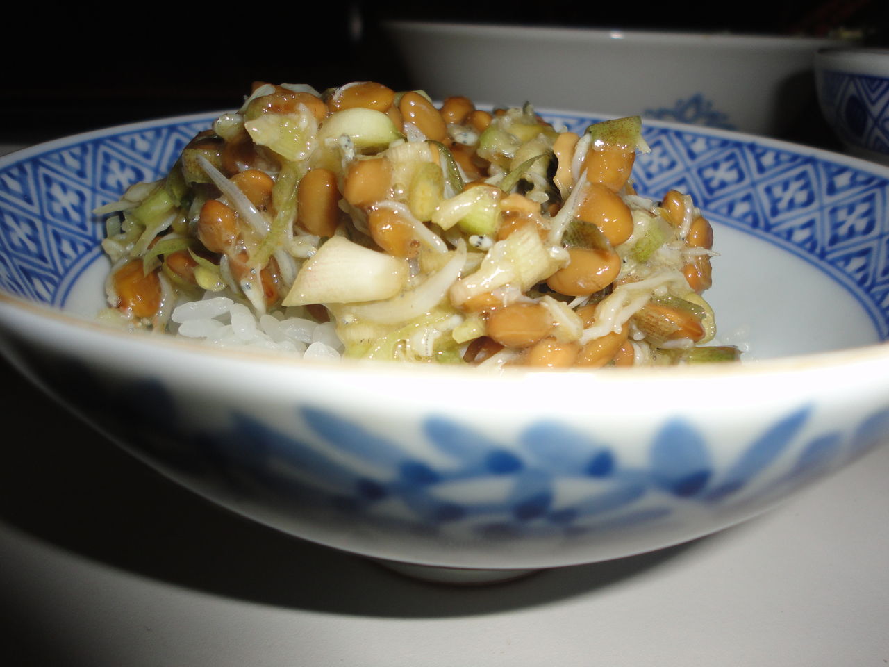 ミョウガしらす納豆 バランス良い味 マサ料理 耽溺 マサ青木の美食とクルマ