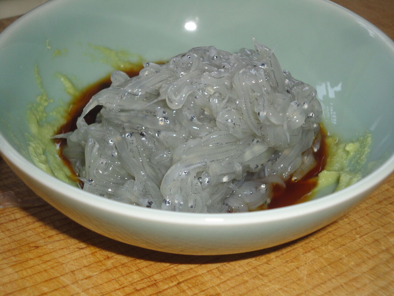 生しらす うまい サイコ 納豆のような食べ心地 マサ料理 耽溺 マサ青木の美食とクルマ 生しらす うまい サイコ 納豆のような食べ心地 マサ料理 耽溺 マサ青木の美食とクルマ