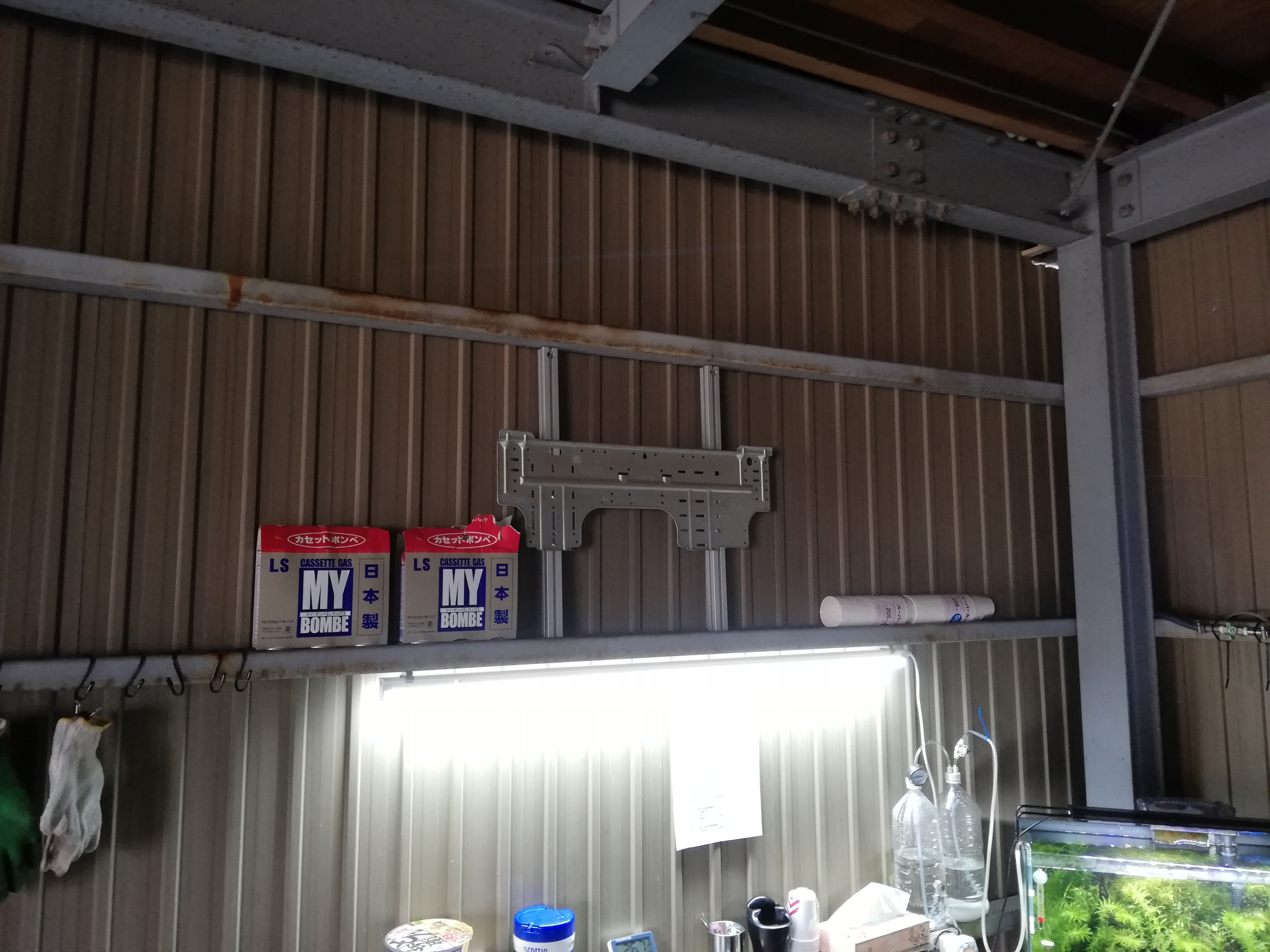 ガレージにエアコン付けた Foremanの日記