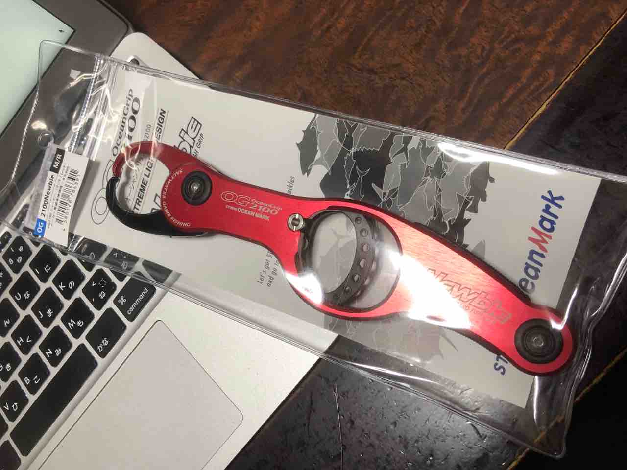 フィッシュグリップ Monday Angler