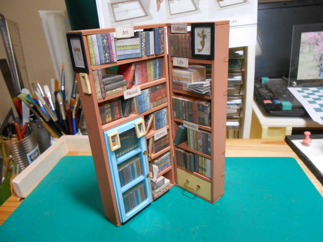 本屋さん : ペーパークラフト三昧＋模型