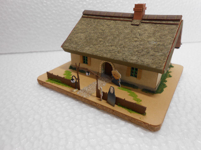 銭婆の家・海原電鉄(千と千尋の神隠し) : ペーパークラフト三昧