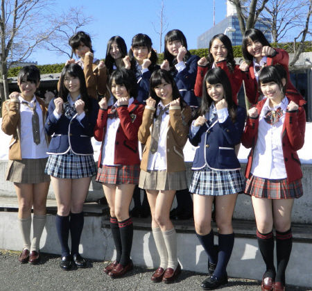 【朗報】NMB48初アルバムが32.8万枚売り上げ週間1位獲得!【NMB48】