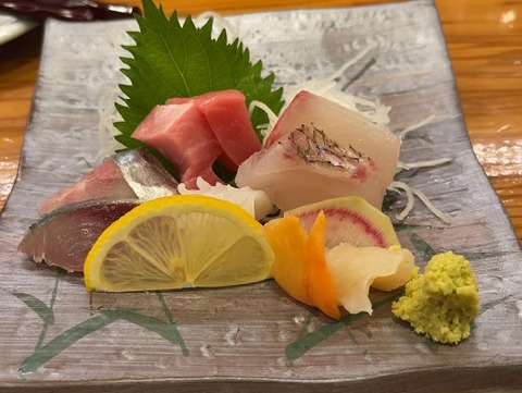 お造り盛り合わせ