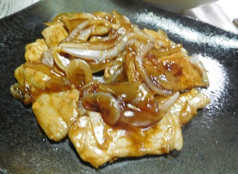 豚肉のオニオン炒め