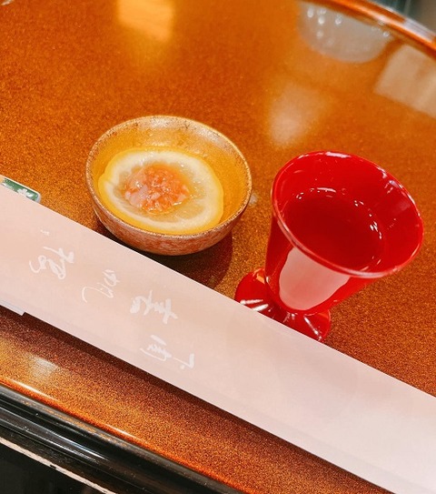 食前酒と鯛の塩辛