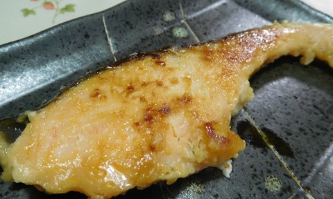 鮭のムニエル