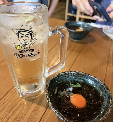 ハイボール&お通しのもずく酢