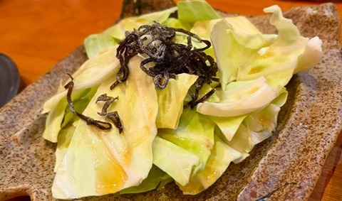 キャベツの塩昆布和え