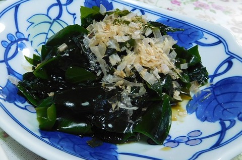 わかめサラダ