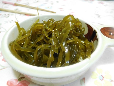 切り昆布煮