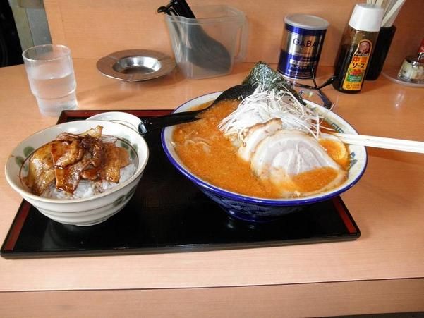 ふじ亭・四川みそラーメン