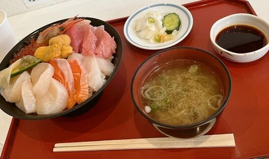 海鮮丼大1.680円