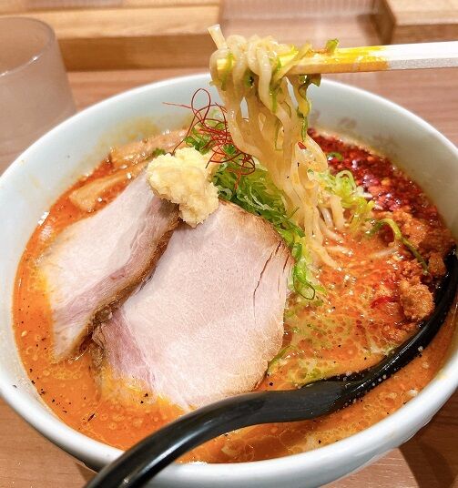 飛燕.辛みそラーメン2