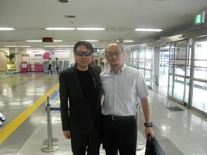 福岡空港にて