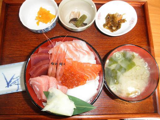 海鮮丼