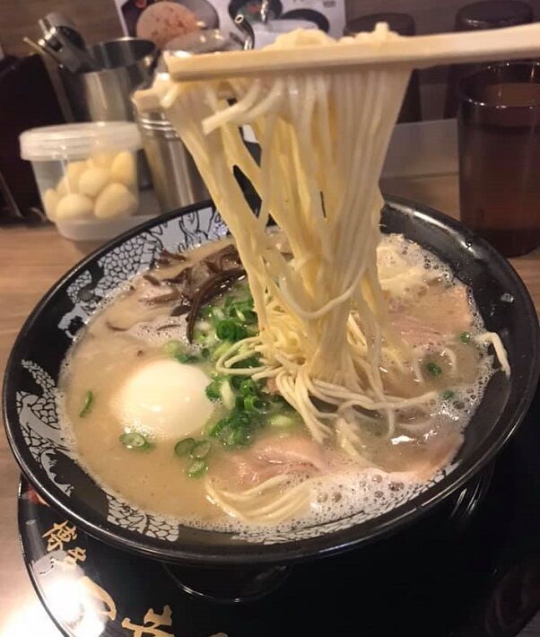 博多一行幸舎・味玉とんこつ