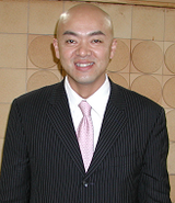 道議会議員・堀井学