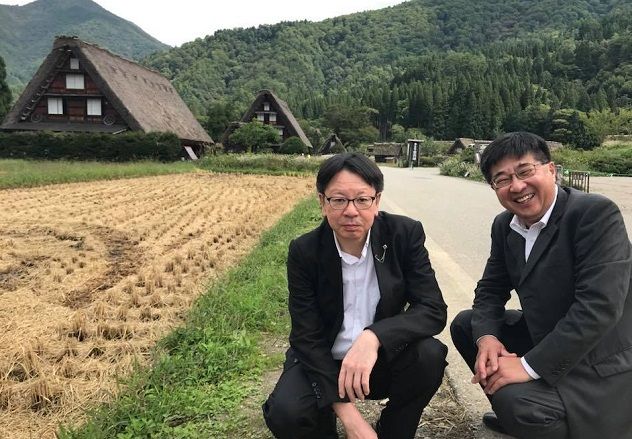 白川村瀬音さくら山荘・竹中荘長と一緒に