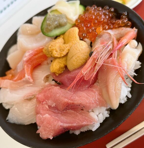 海鮮丼
