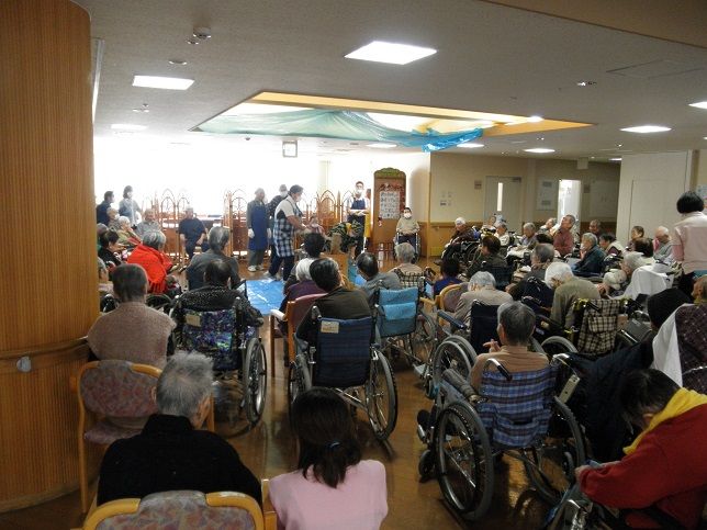 2015ǯ���ߤĤ�3