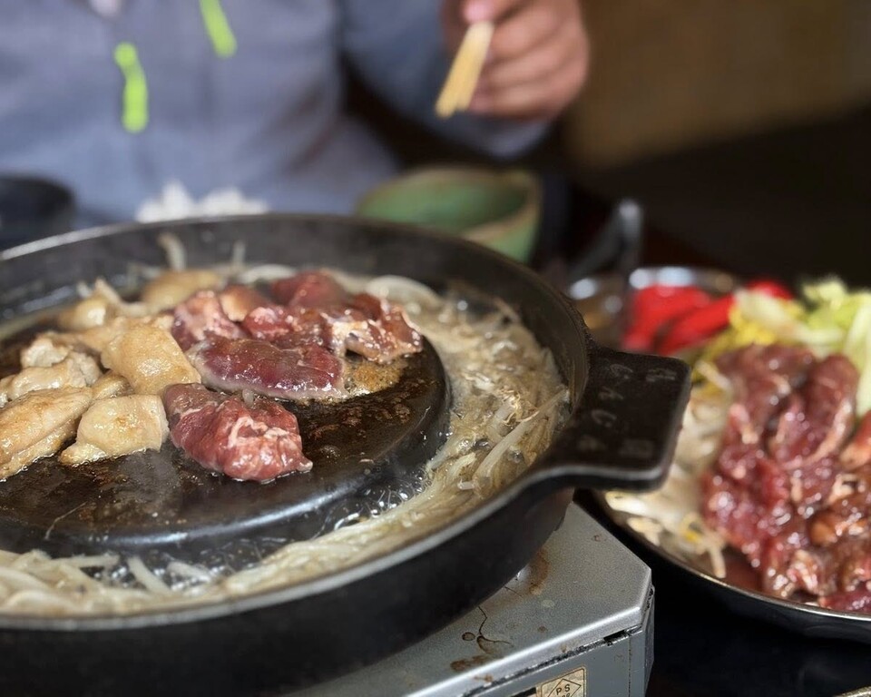 北海道式味付ジンギスカン「じんじん」 : 中村雅人の「天気晴朗なれど 