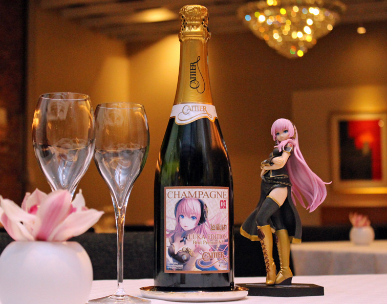 ついに発売！巡音ルカ コラボシャンパン登場に揺れる。 : 中村雅人の