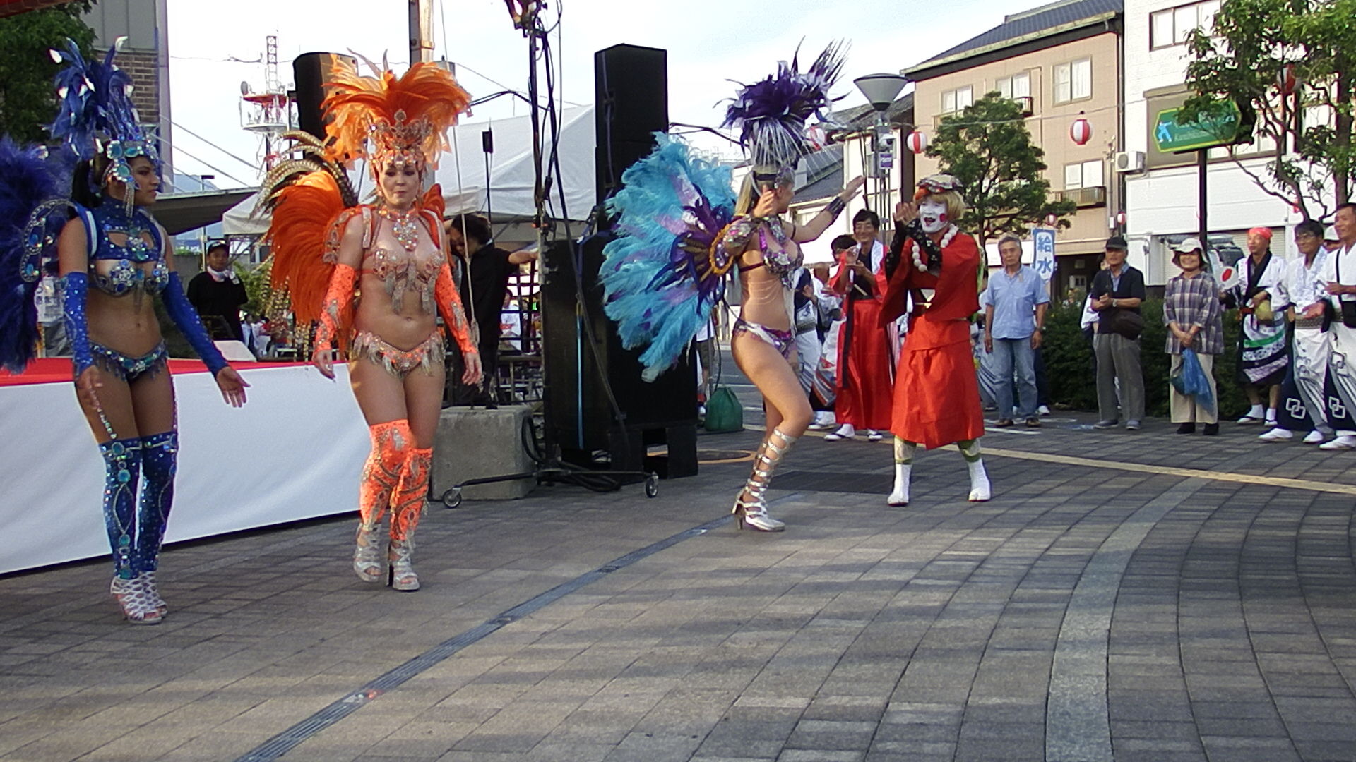 出雲神話祭りのブラジルサンバ マー坊のリハビリ写真撮り歩き日記