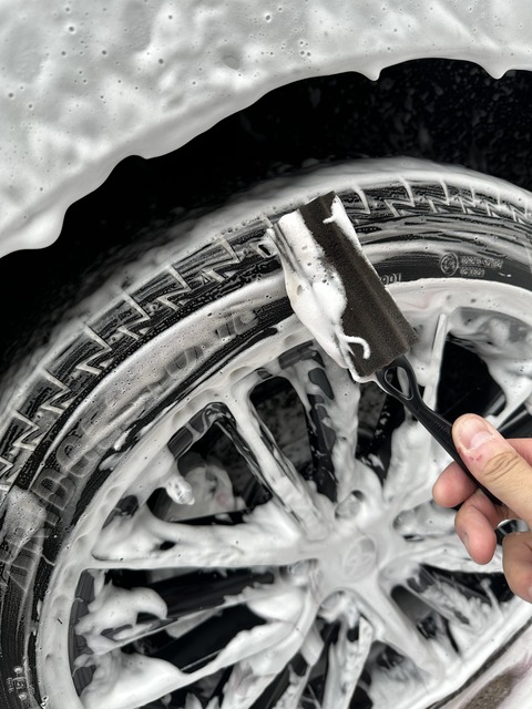 4CBA5990-6B68-4A05-A93E-E41F5124A4E0