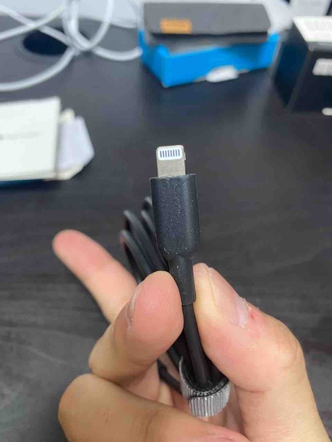 9DCC5BF4-53A4-44CB-8910-B7636AD68D15