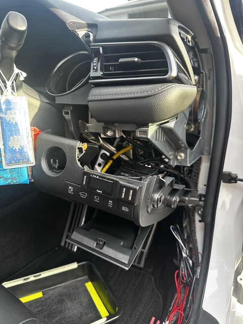 EC0A1FD0-442D-47B4-A4DE-39CC2AC38A30