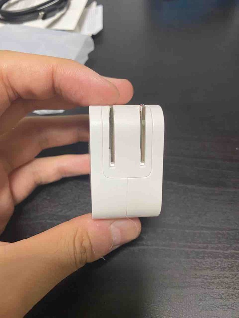 6DFEABA6-7E41-46B0-98B6-7D854FF23487