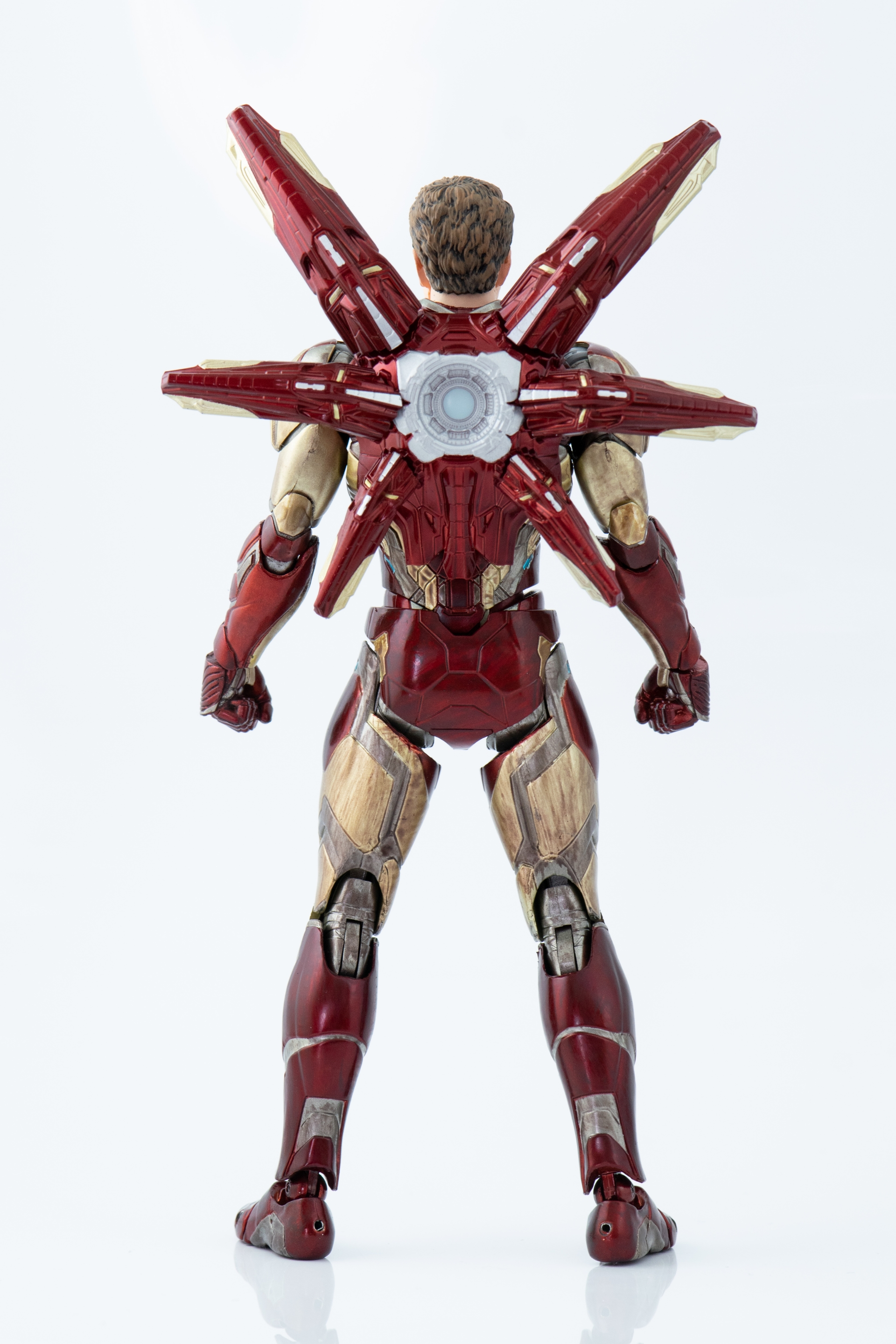 レビュー】S.H.figuarts アイアンマン マーク85 FINAL BATTLE レビュー】S.H.figuarts アイアンマン マーク85 FINAL BATTLE