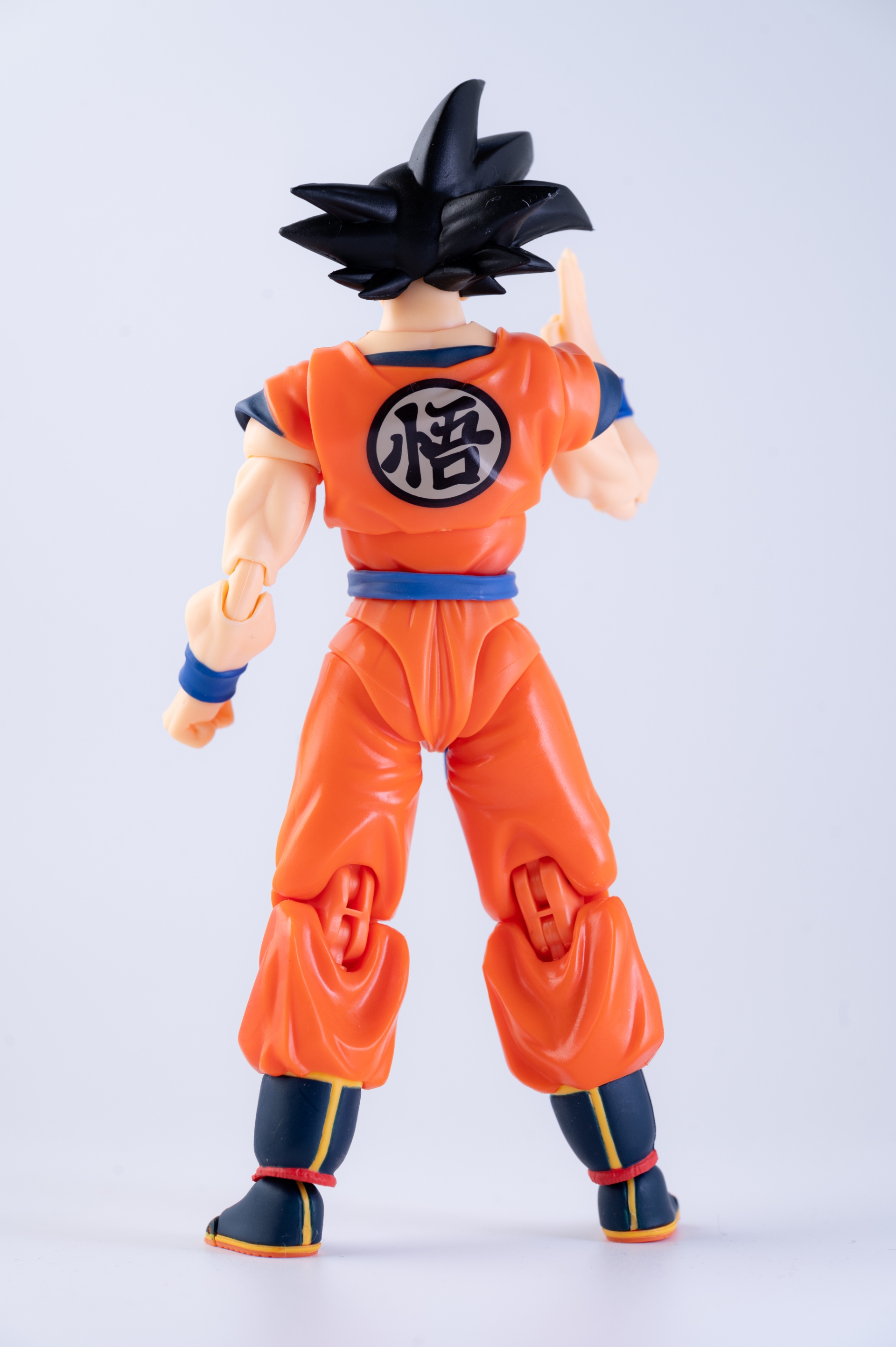 レビュー】S.H.figuarts 孫悟空 -地球育ちのサイヤ人- : 関節
