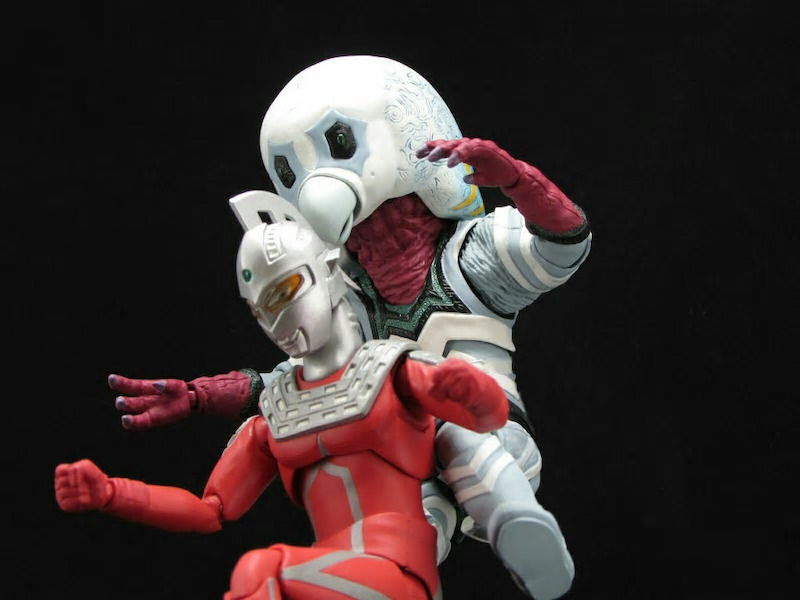 レビュー】S.H.figuarts ガッツ星人 : 関節フィギュア庫