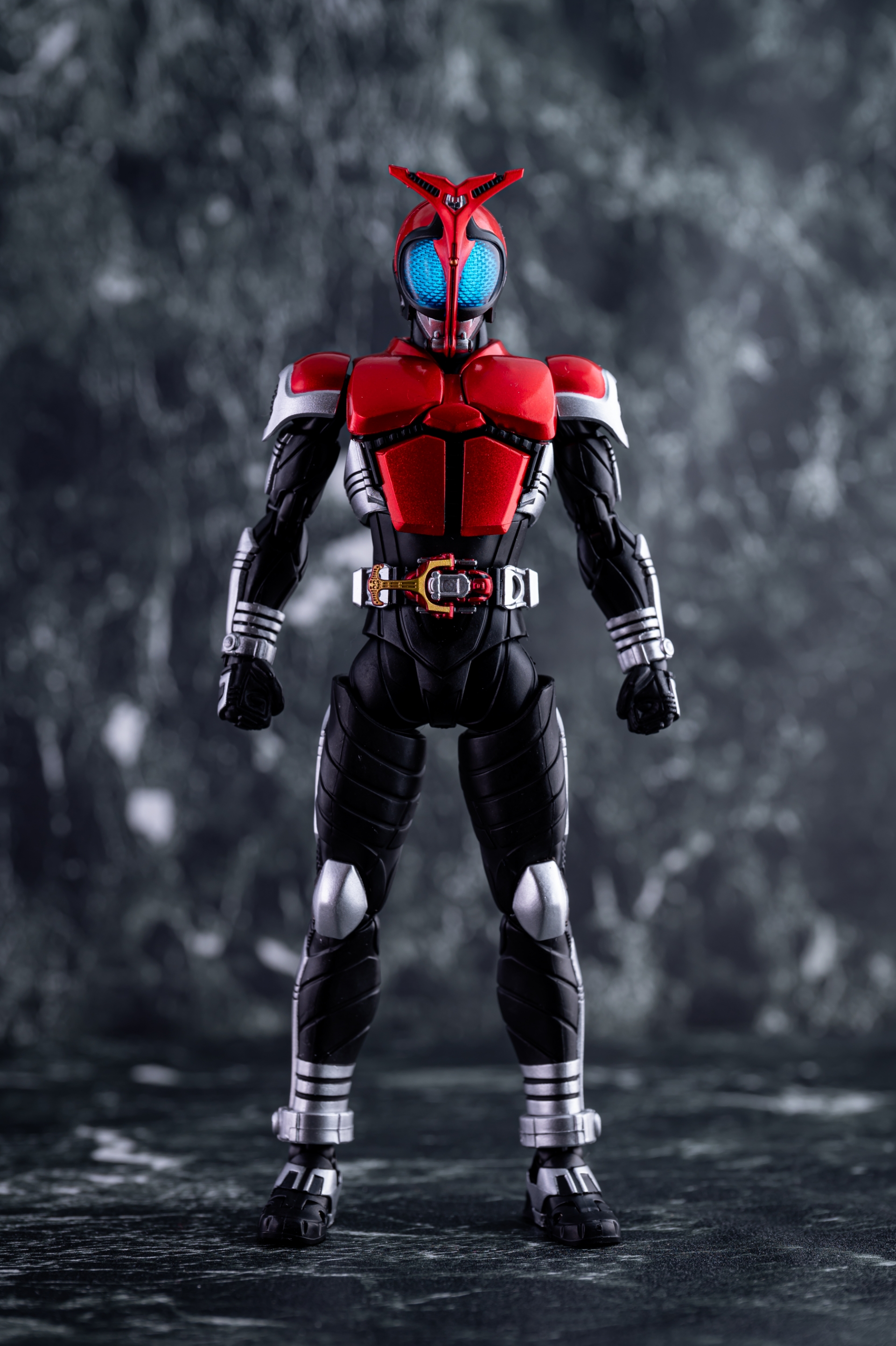レビュー】S.H.figuarts 仮面ライダーカブト ライダーフォーム レビュー】S.H.figuarts 仮面ライダーカブト ライダーフォーム