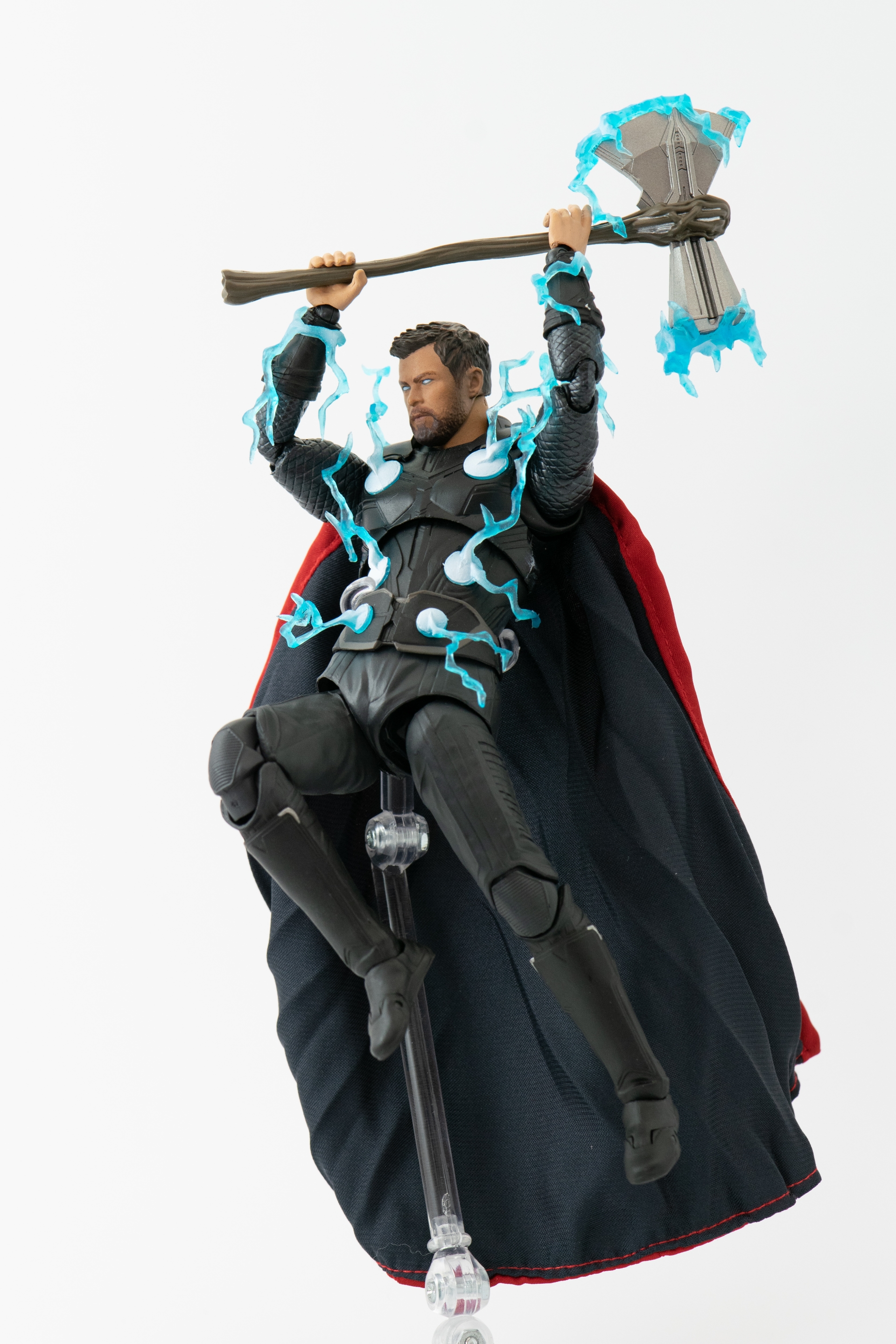 レビュー】MAFEX ソー (アベンジャーズ/インフィニティ・ウォー レビュー】MAFEX ソー (アベンジャーズ/インフィニティ・ウォー