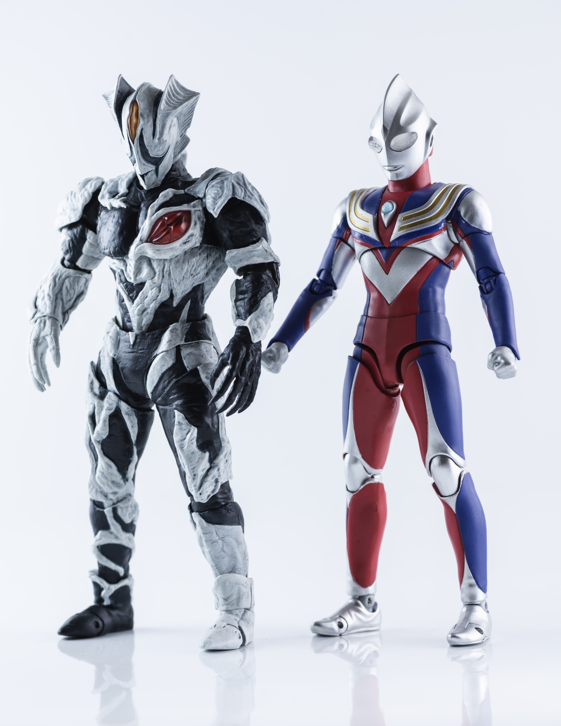 レビュー】S.H.figuarts キリエロイド : 関節フィギュア庫