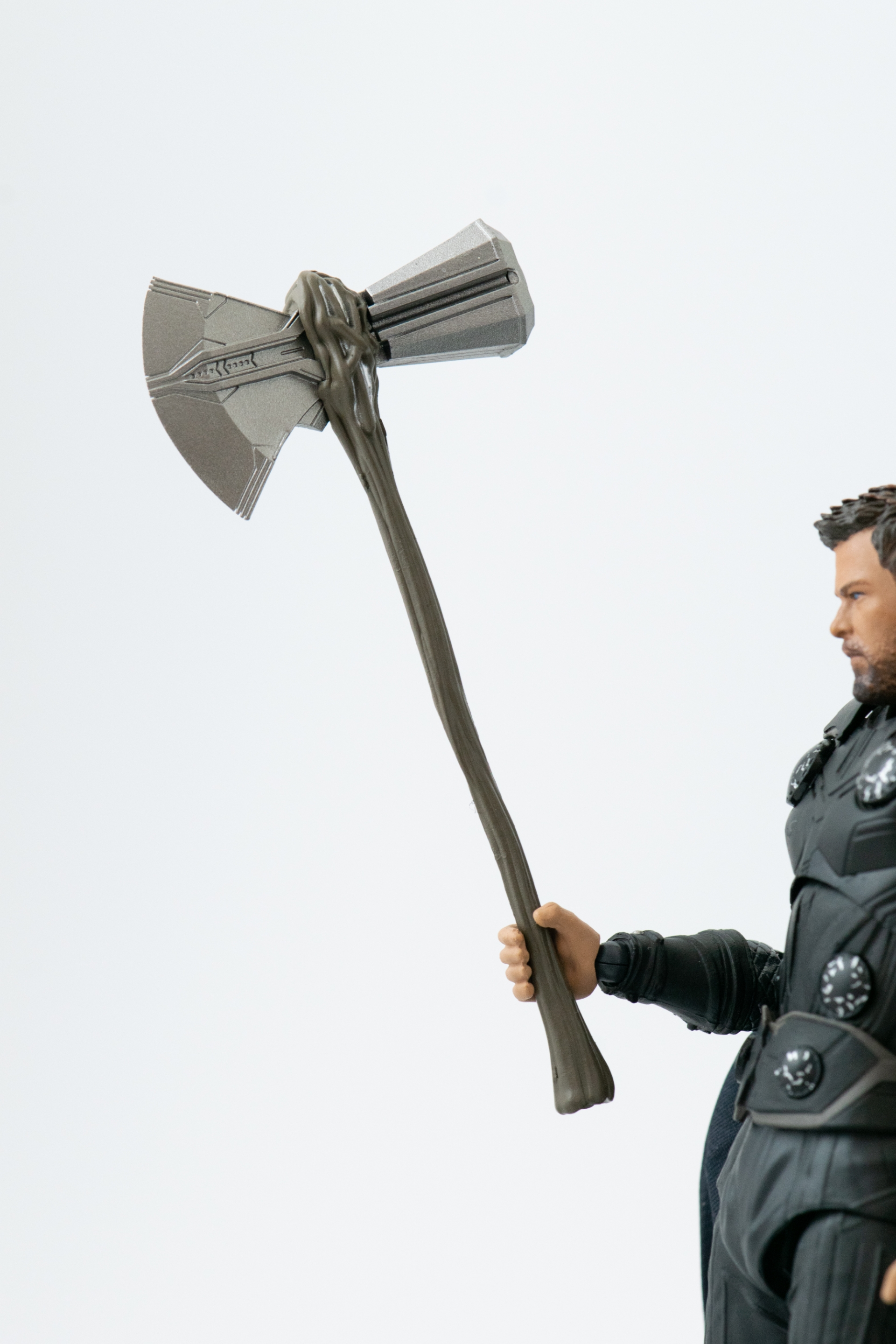 レビュー】MAFEX ソー (アベンジャーズ/インフィニティ・ウォー レビュー】MAFEX ソー (アベンジャーズ/インフィニティ・ウォー