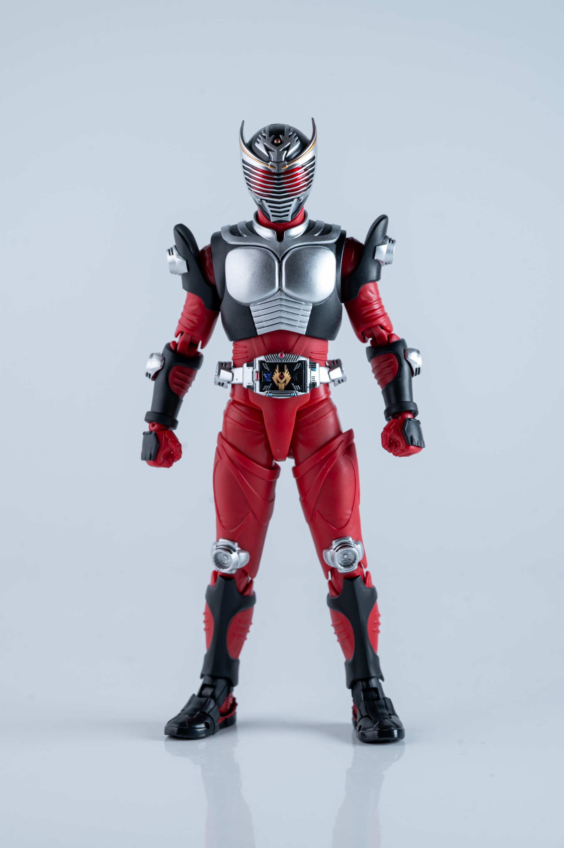 真骨彫　仮面ライダークウガ・龍騎　セット 真骨彫仮面ライダークウガ&龍騎セット 真骨彫 仮面ライダークウガ