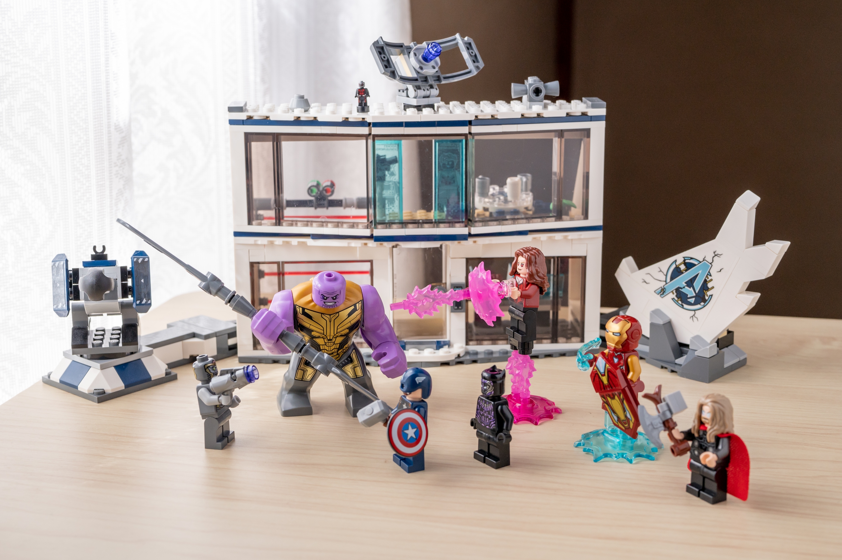 レゴのミニフィギュアDCスーパーヒーローズシリーズのミニフィグ 