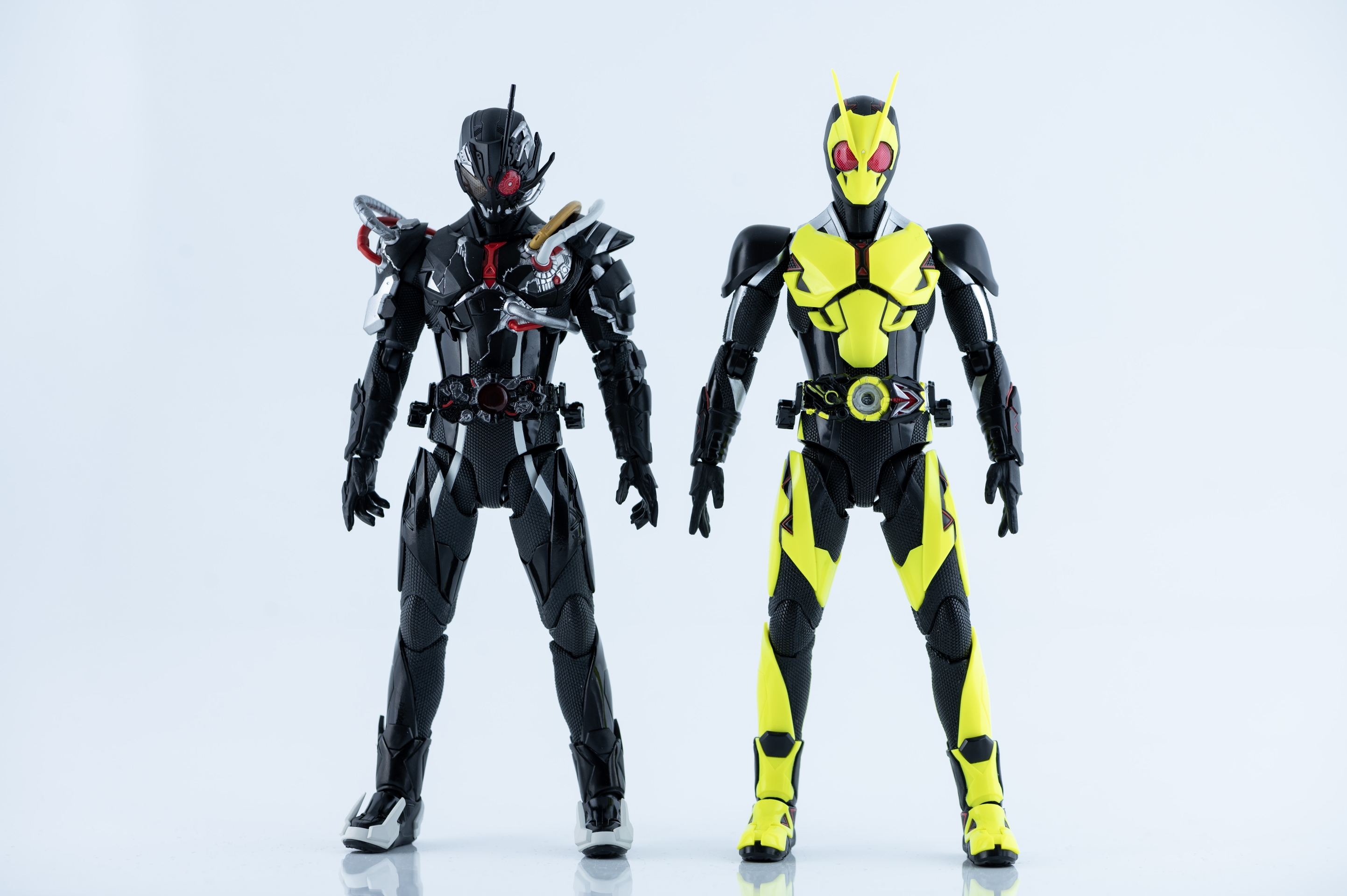 レビュー】S.H.figuarts 仮面ライダーアークゼロ&アークエフェクト