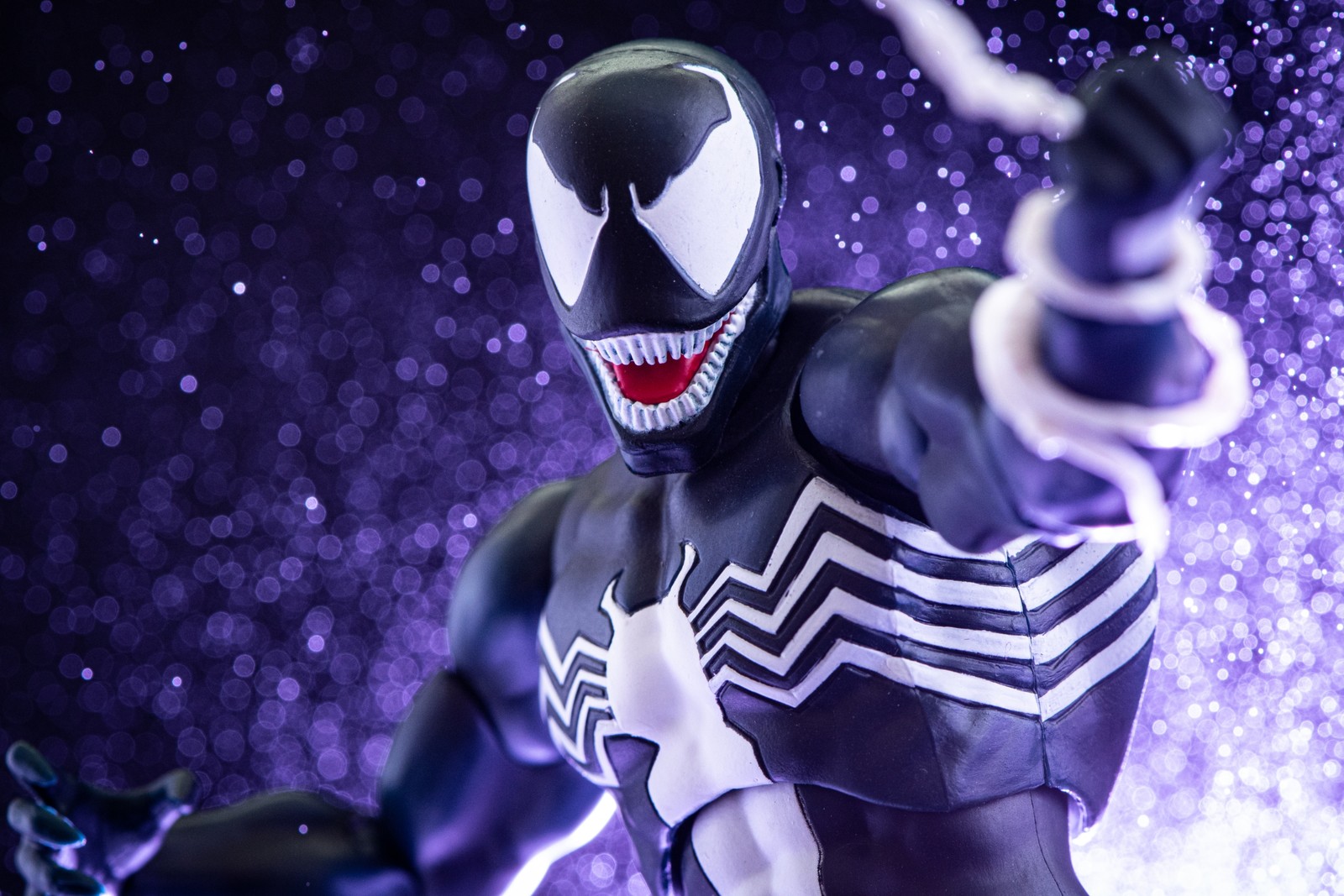 レビュー】MAFEX ヴェノム(COMIC ver.) : 関節フィギュア庫 レビュー】MAFEX ヴェノム(COMIC ver.) : 関節フィギュア庫