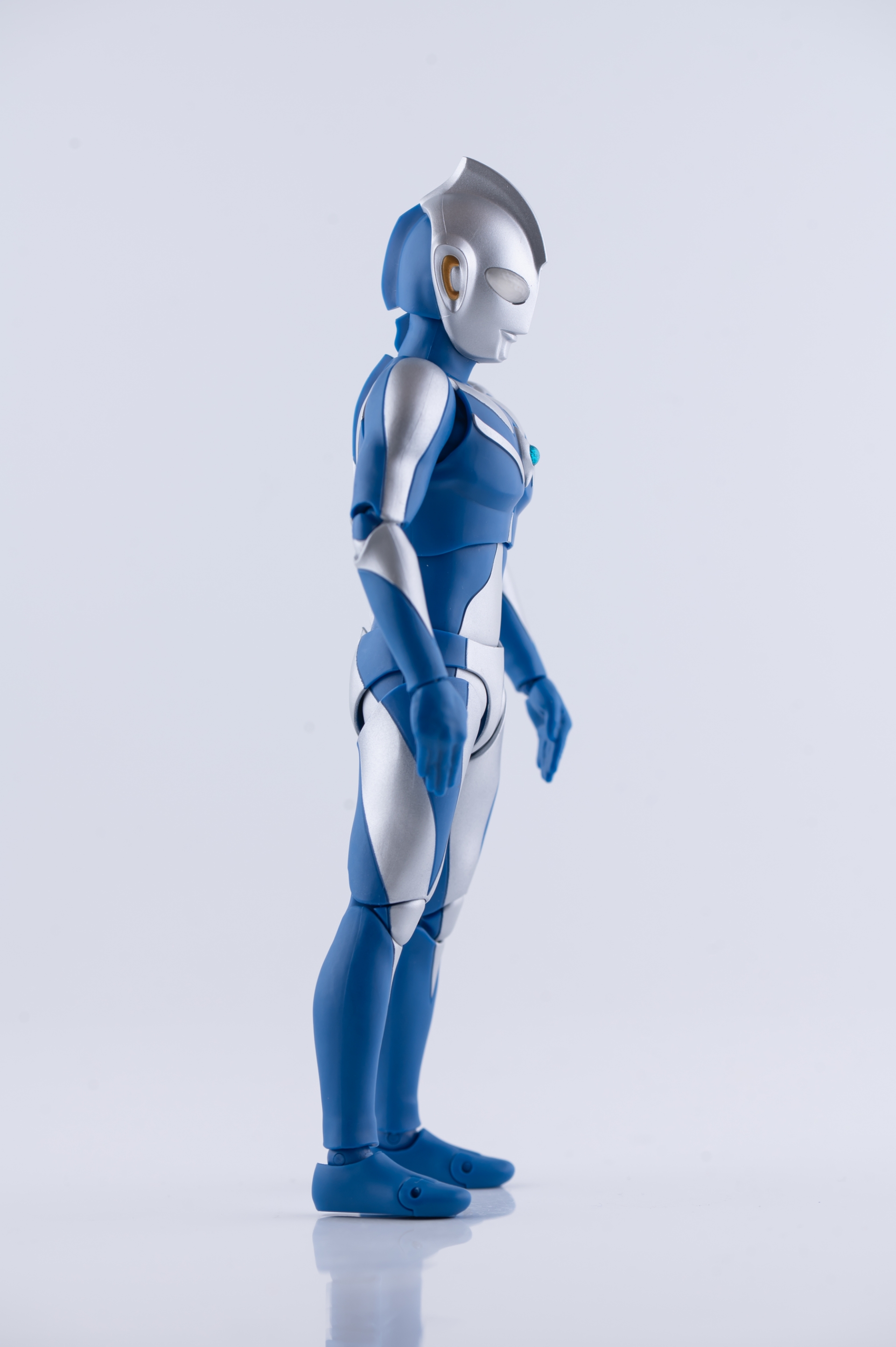 レビュー】S.H.figuarts ウルトラマンコスモス ルナモード : 関節
