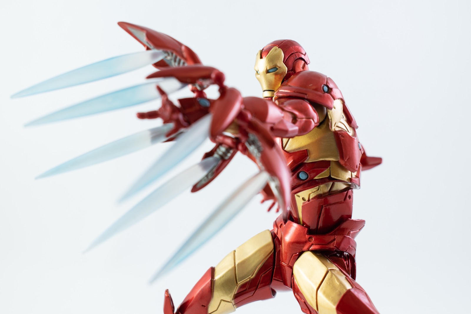 057　海洋堂 アイアンマン MARVEL アメイジングヤマグチ No.013 アイアンマン ブリーディングエッジアーマー フィギュア　M8803 再販海洋堂 アメイジング・ヤマグチ アイアンマン ブリーディング