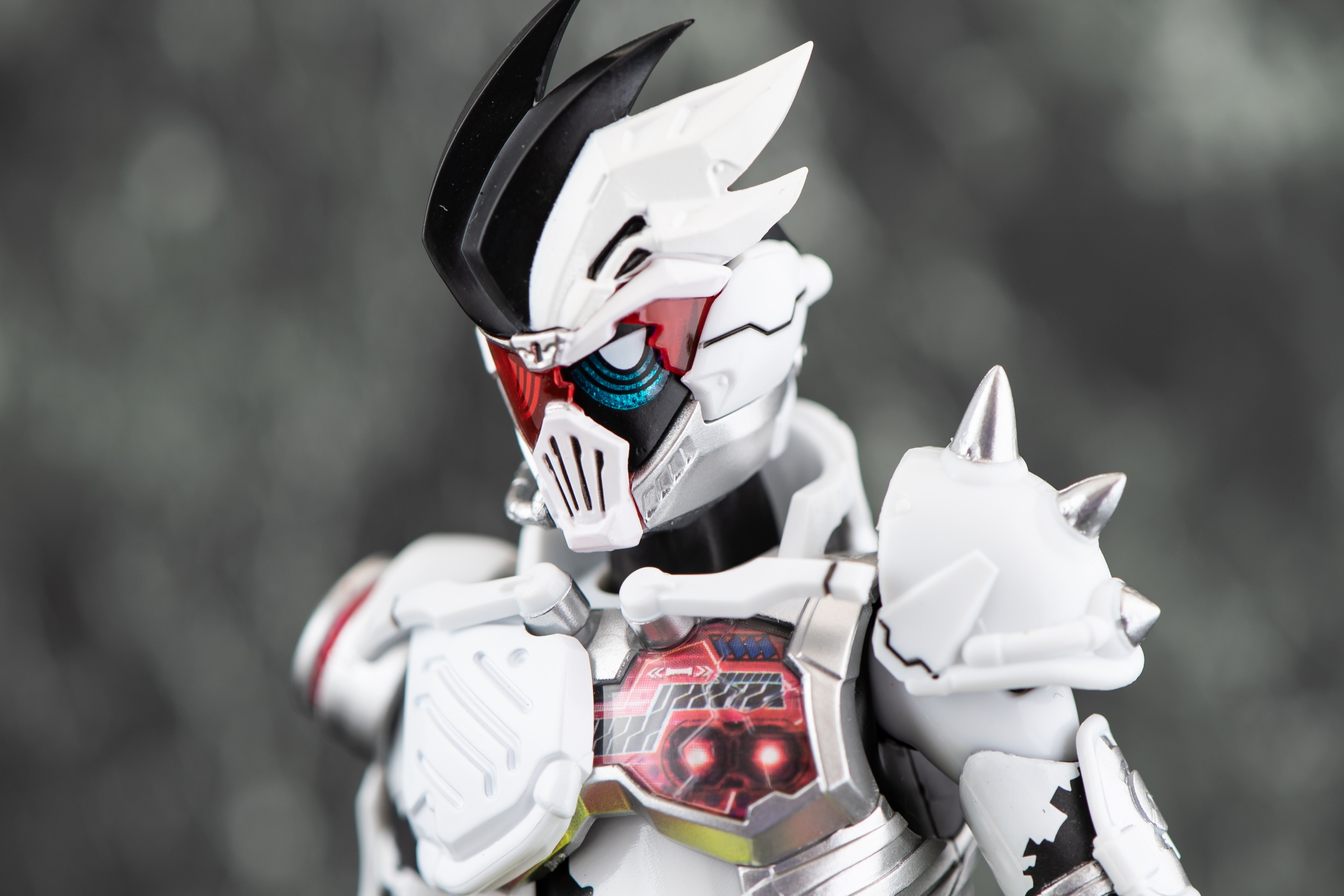 レビュー】S.H.figuarts 仮面ライダーゲンム ゾンビアクション レビュー】S.H.figuarts 仮面ライダーゲンム ゾンビアクション